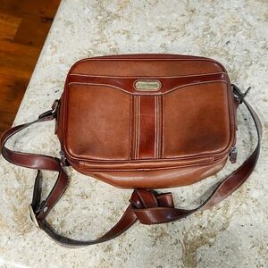 Carryland Brown Leather Crossbody Purse